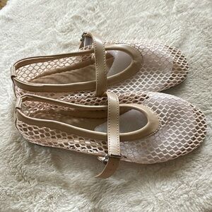 Fishnet nude flats NEW size 8.5